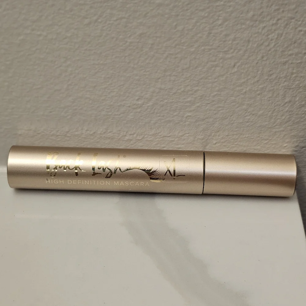 Belle Beauty Back Lash XL High Def Mascara In Bold Black. New In Sealed Pkg.